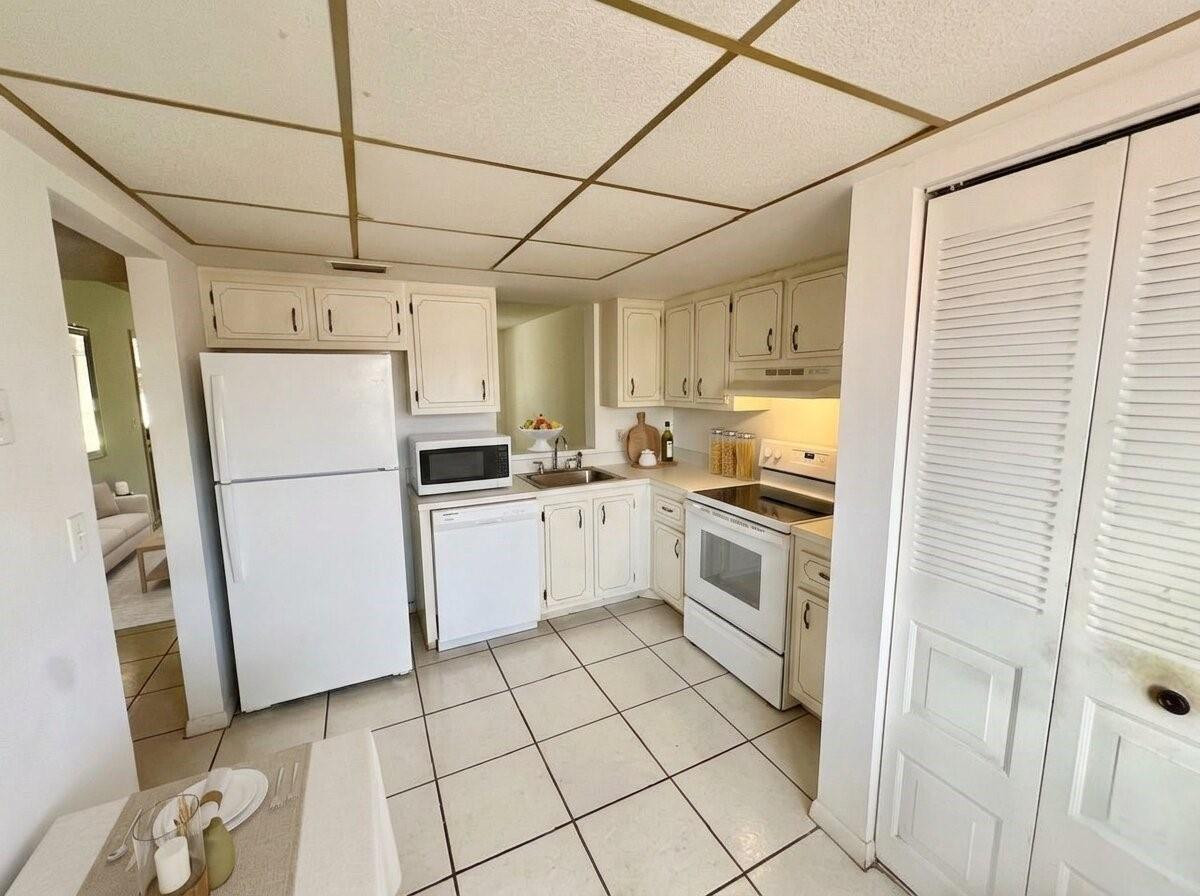 7610 NW 18th Street 305