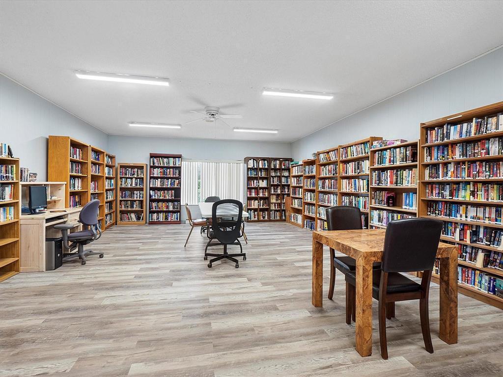 7610 NW 18th Street 305