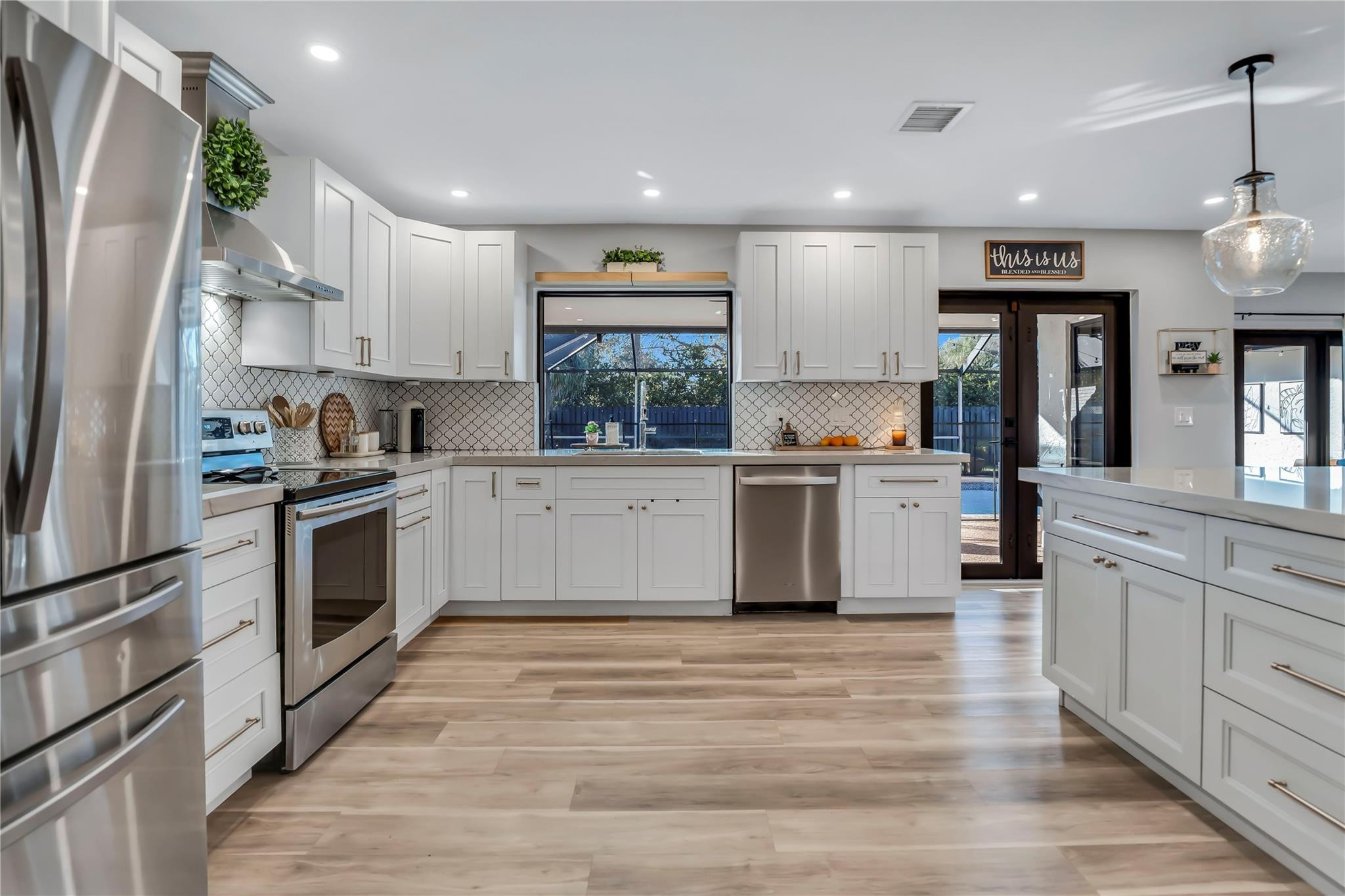 462 NW 113th Terrace