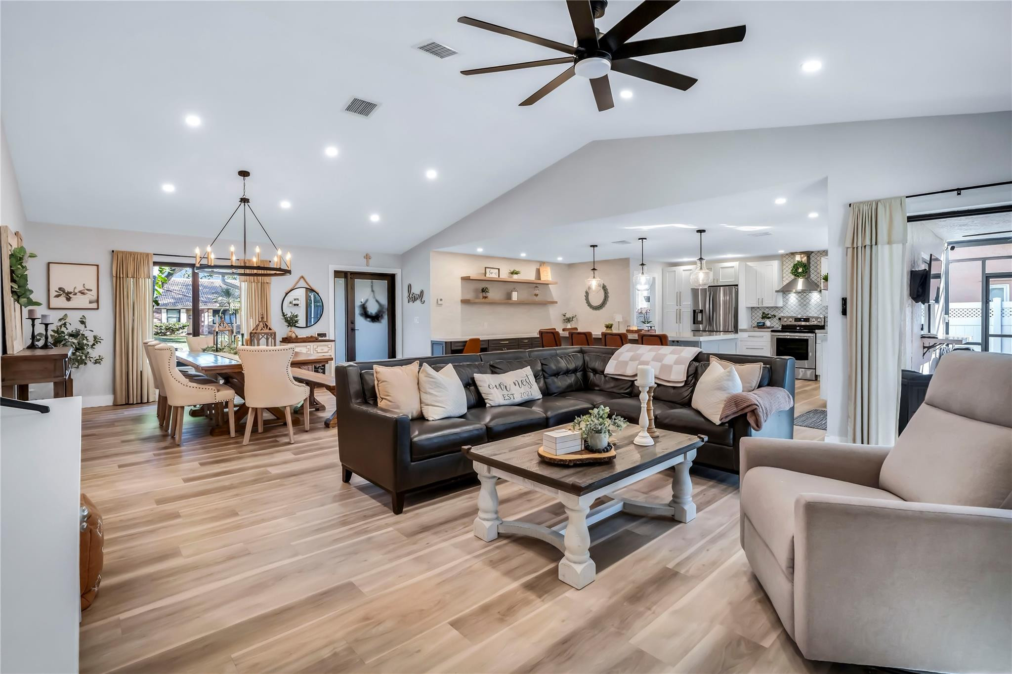 462 NW 113th Terrace