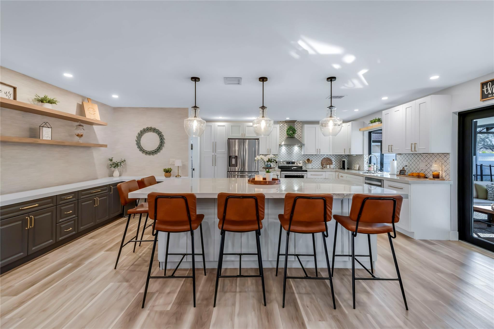 462 NW 113th Terrace