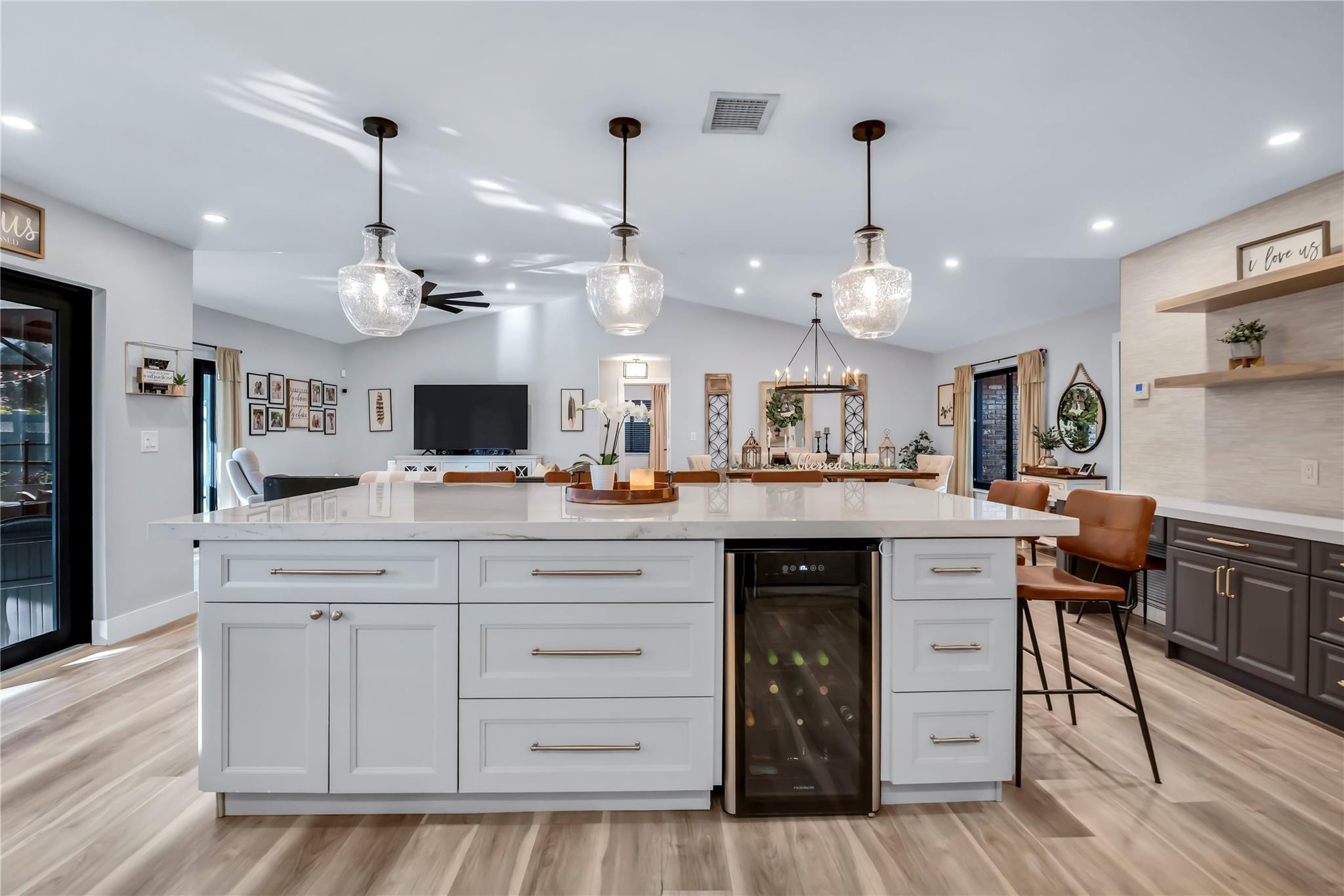 462 NW 113th Terrace