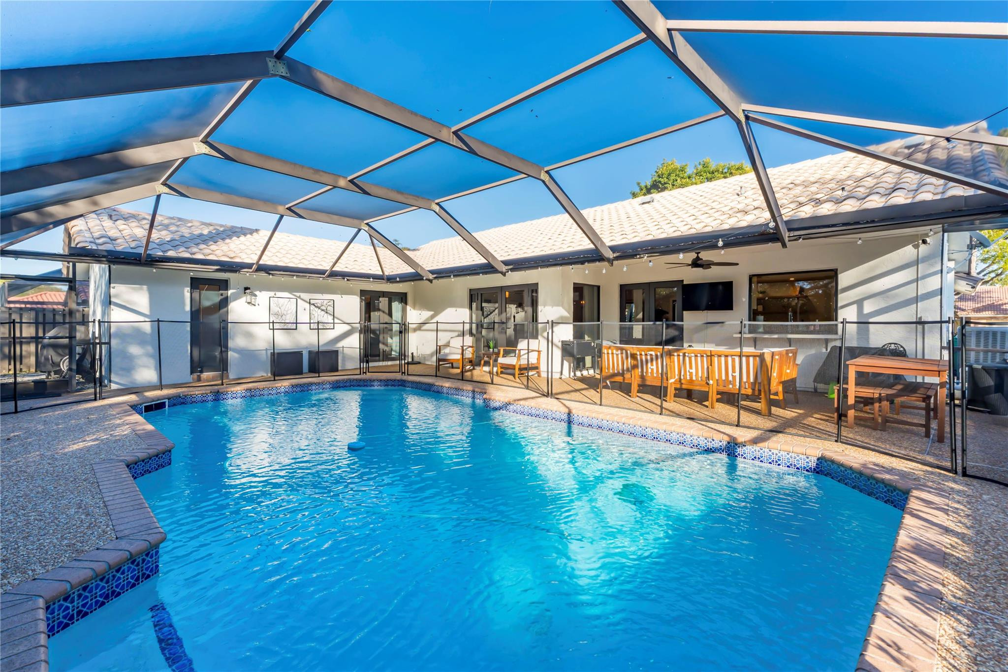 462 NW 113th Terrace