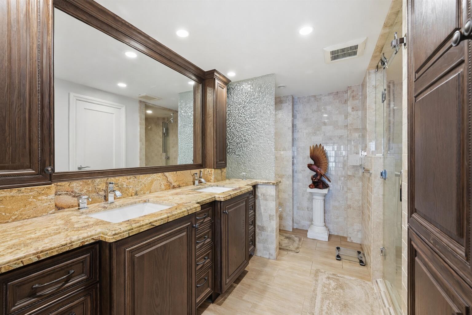 4300 N Ocean Boulevard 14G