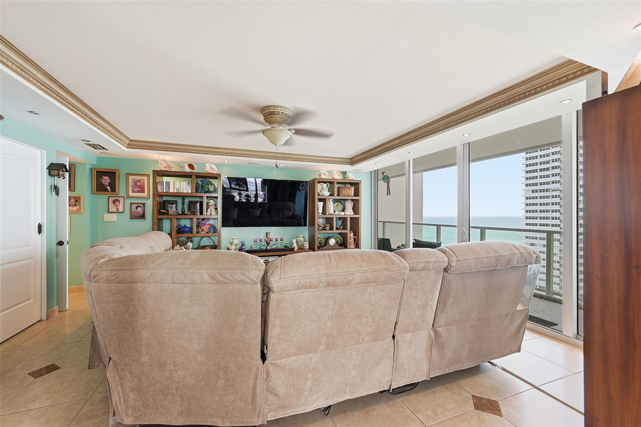 4300 N Ocean Boulevard 14G