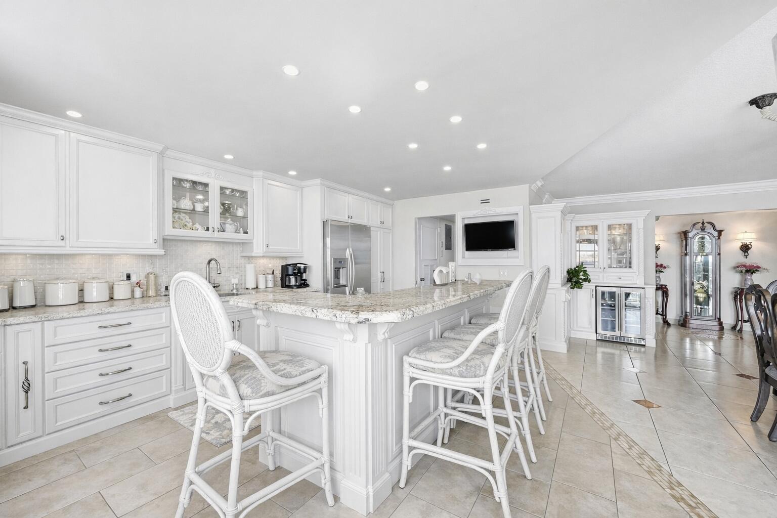 4300 N Ocean Boulevard 14G