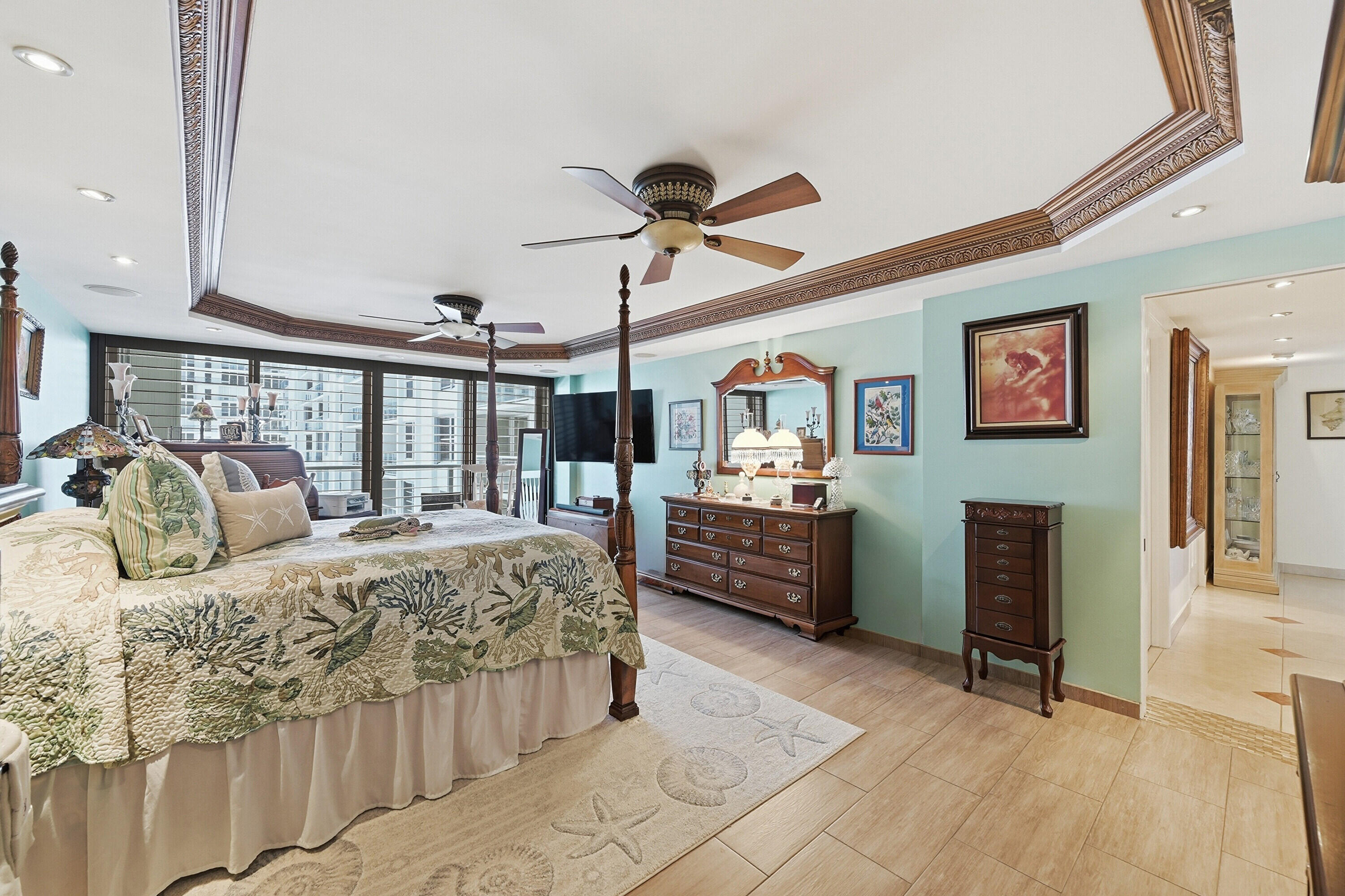 4300 N Ocean Boulevard 14G