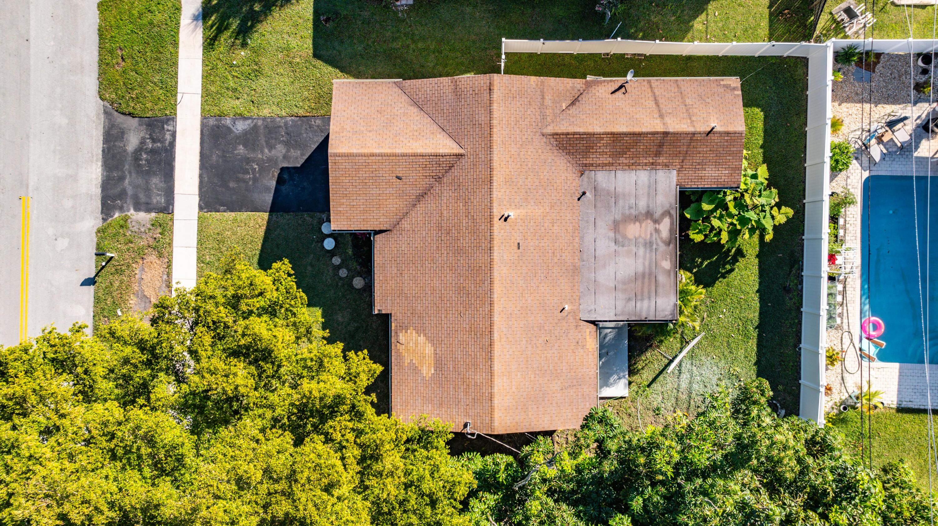 6520 NW 9th Street