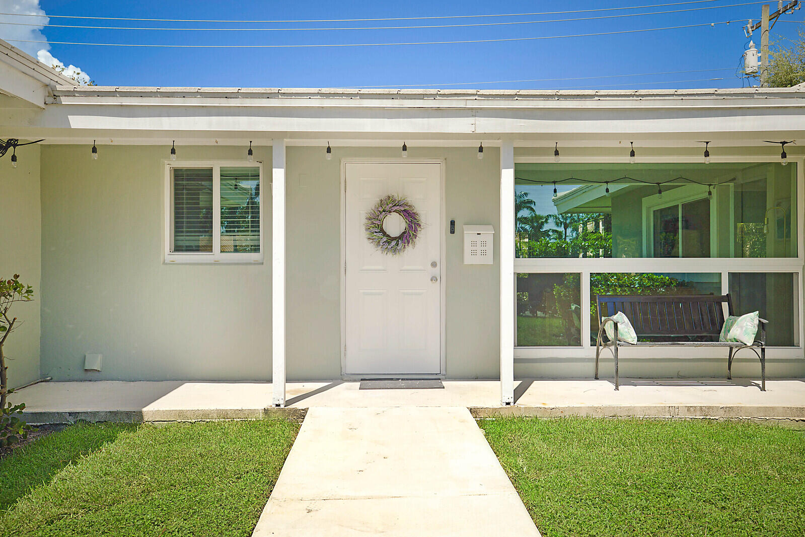 711 NW 7th Drive
