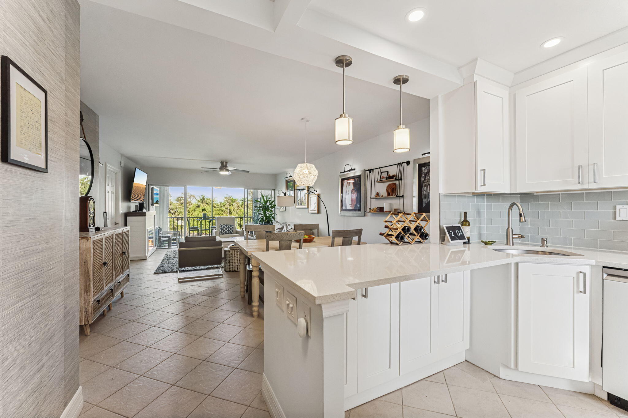 1301 E Hillsboro Boulevard 303