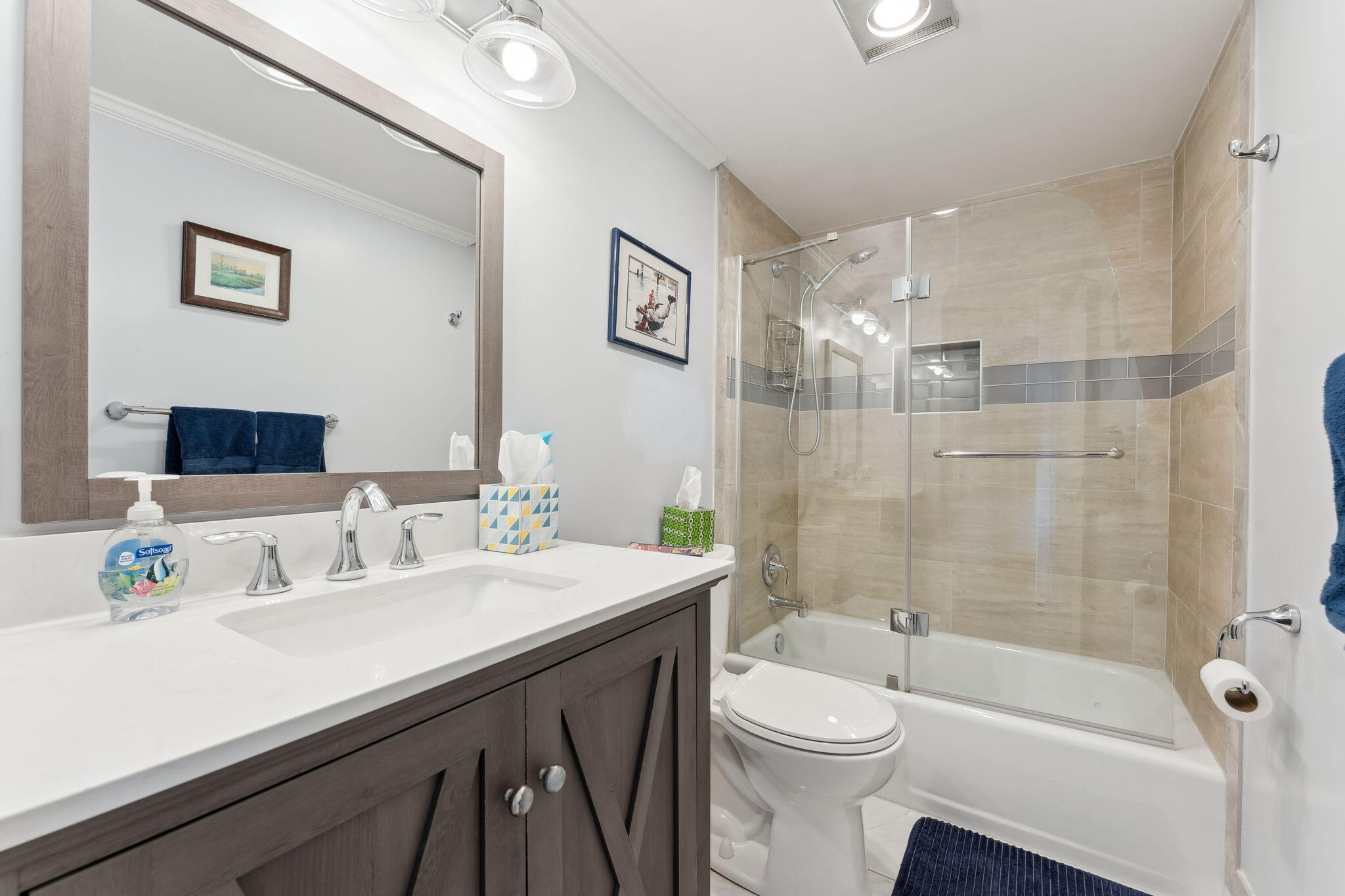 1301 E Hillsboro Boulevard 303