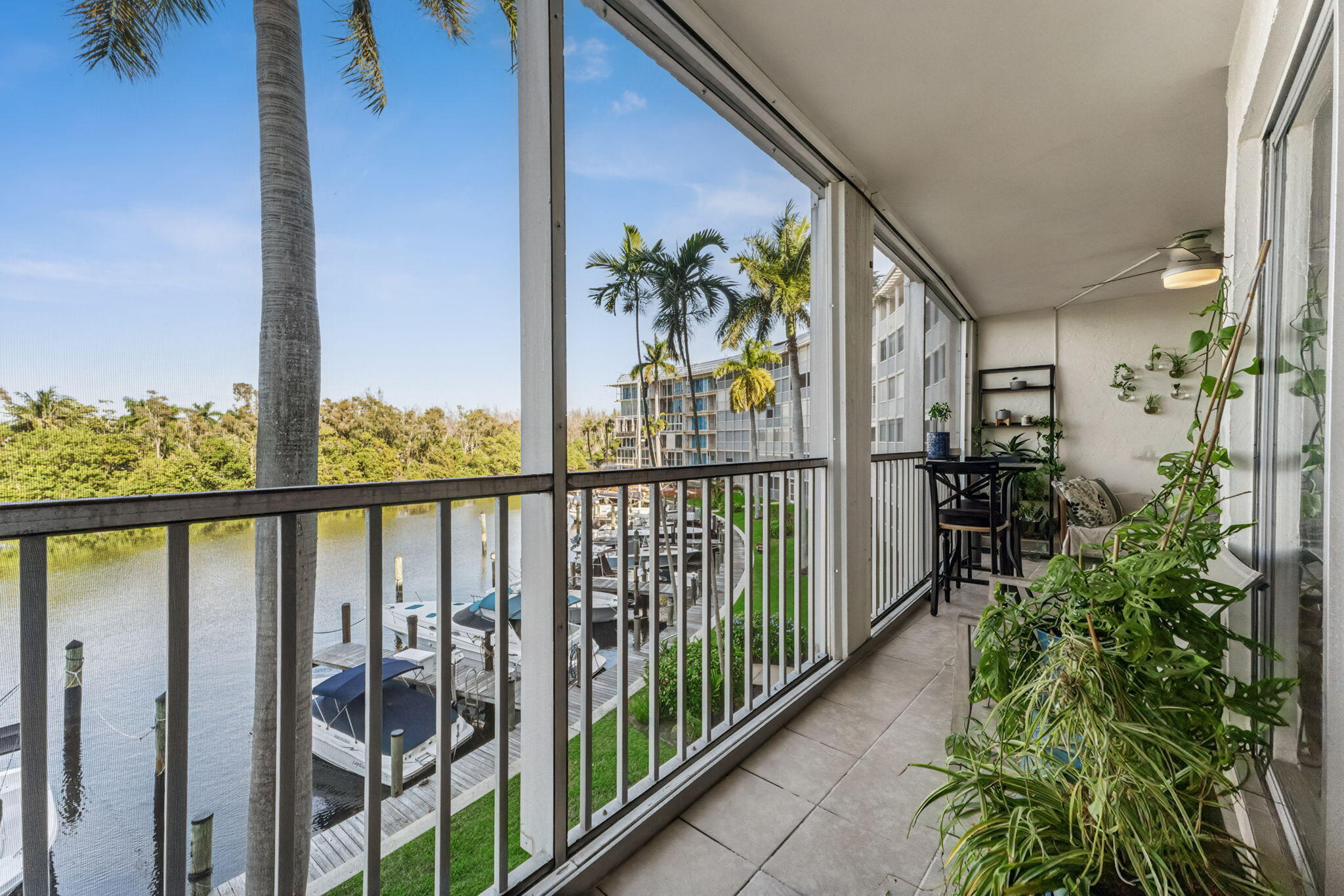 1301 E Hillsboro Boulevard 303
