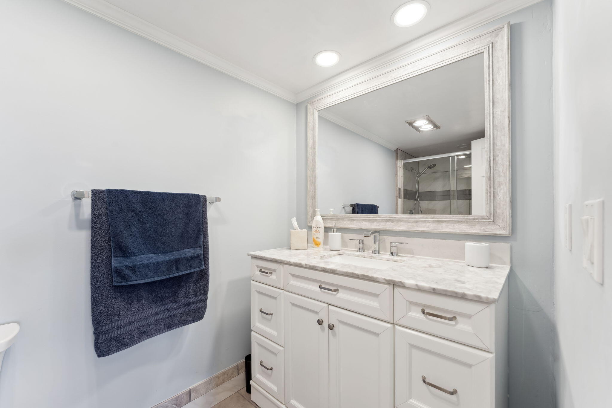 1301 E Hillsboro Boulevard 303