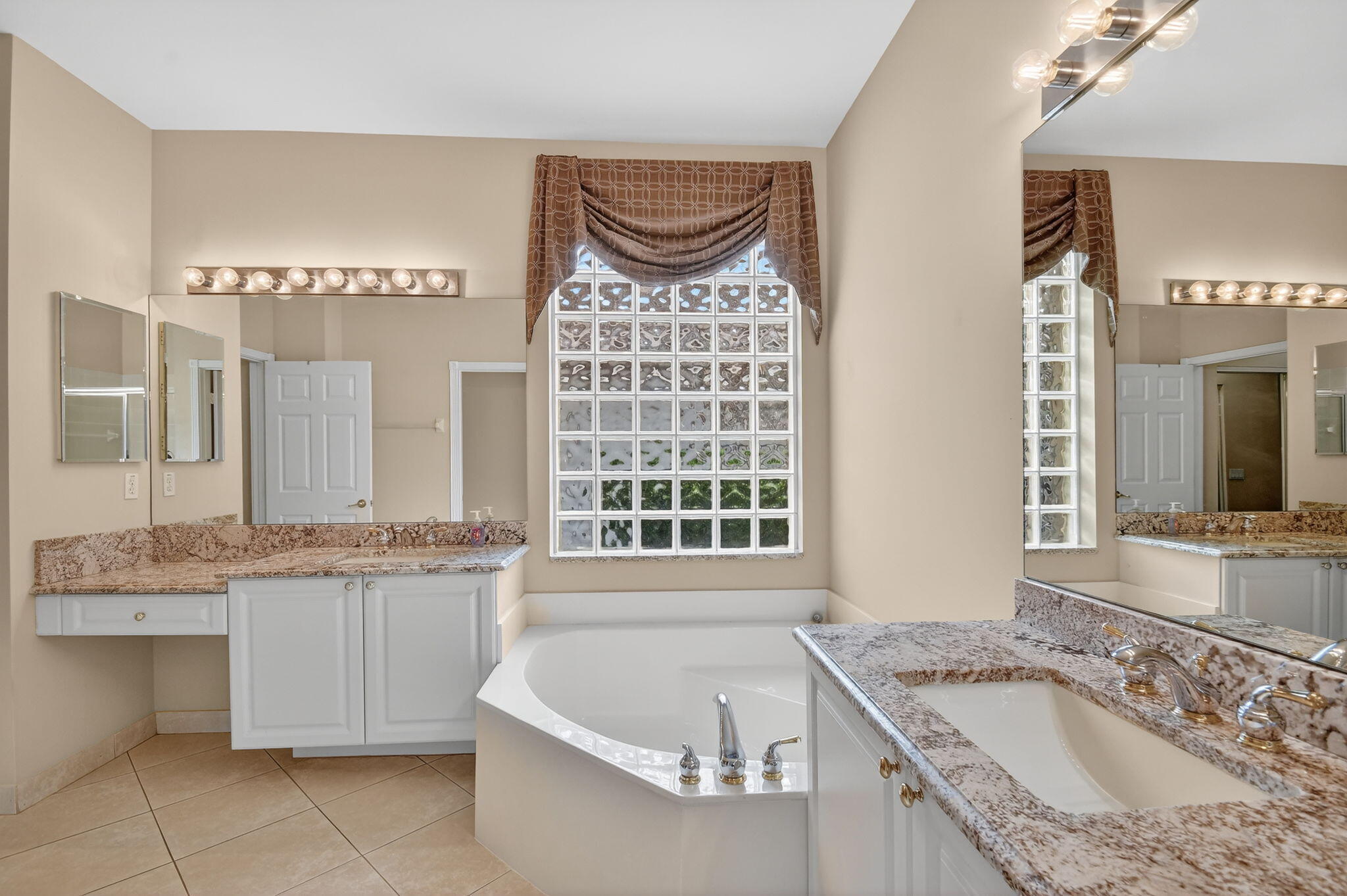 11164 Kapalua Way