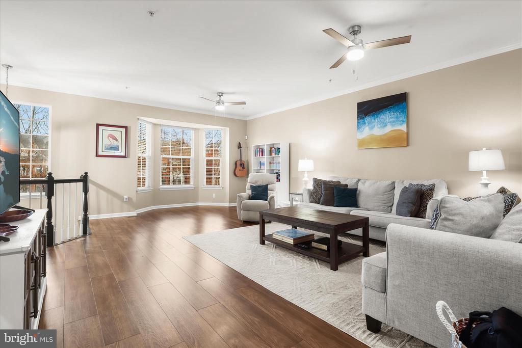 1055 LILY WAY