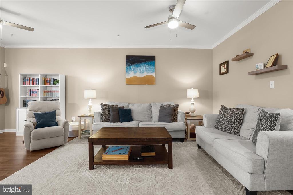 1055 LILY WAY