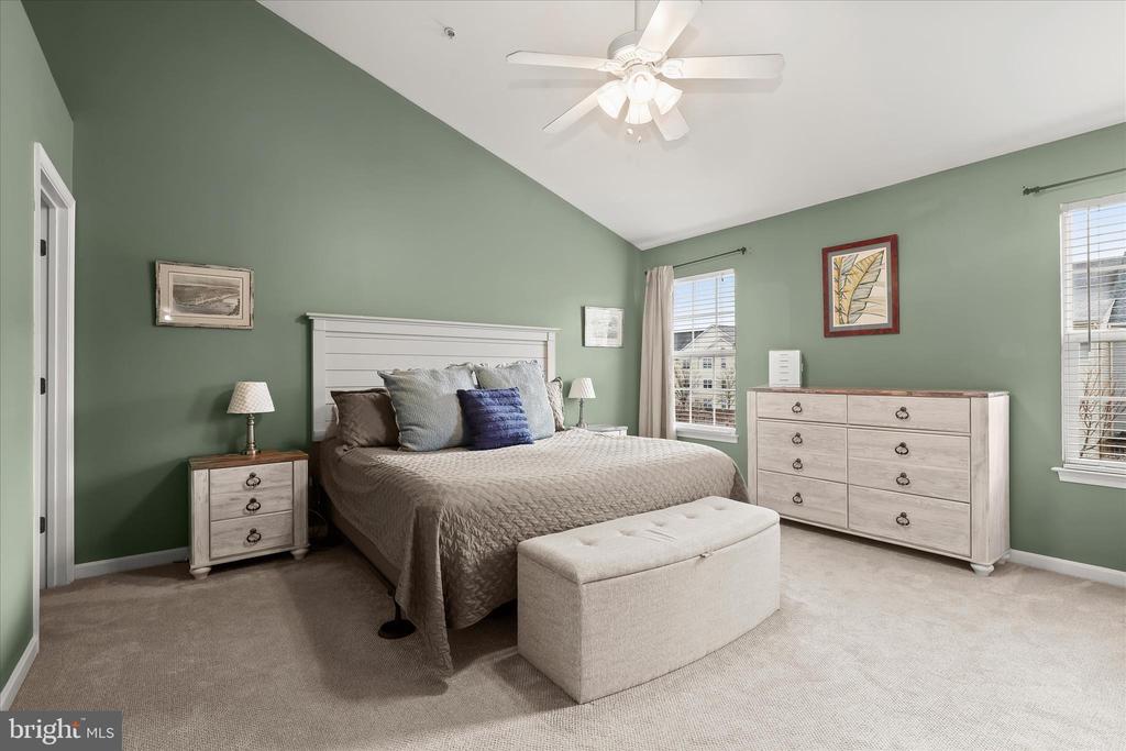 1055 LILY WAY