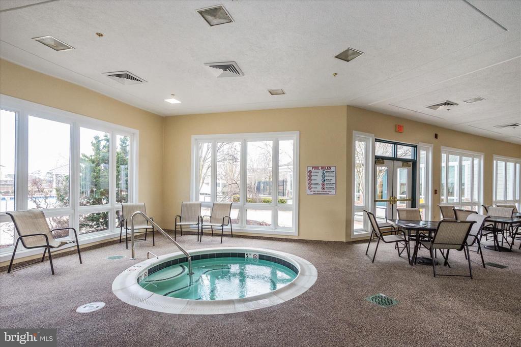 1055 LILY WAY