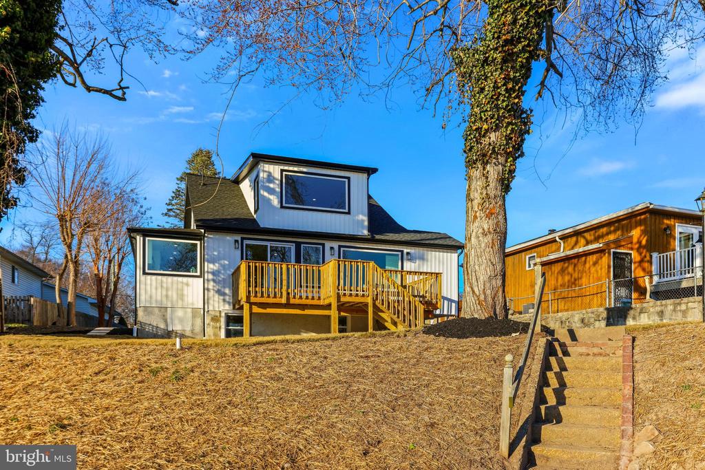 42 JOHNSON ROAD