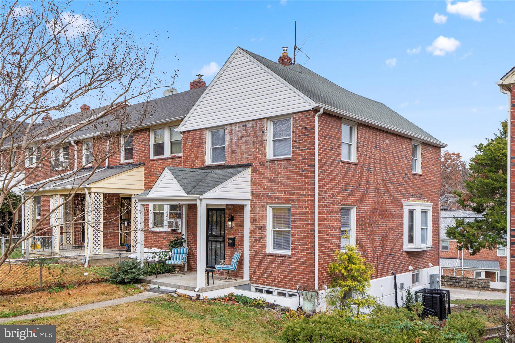 975 North Hill Rd