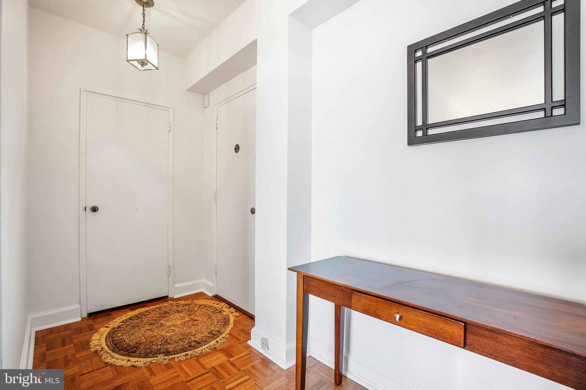 3601 Greenway #908