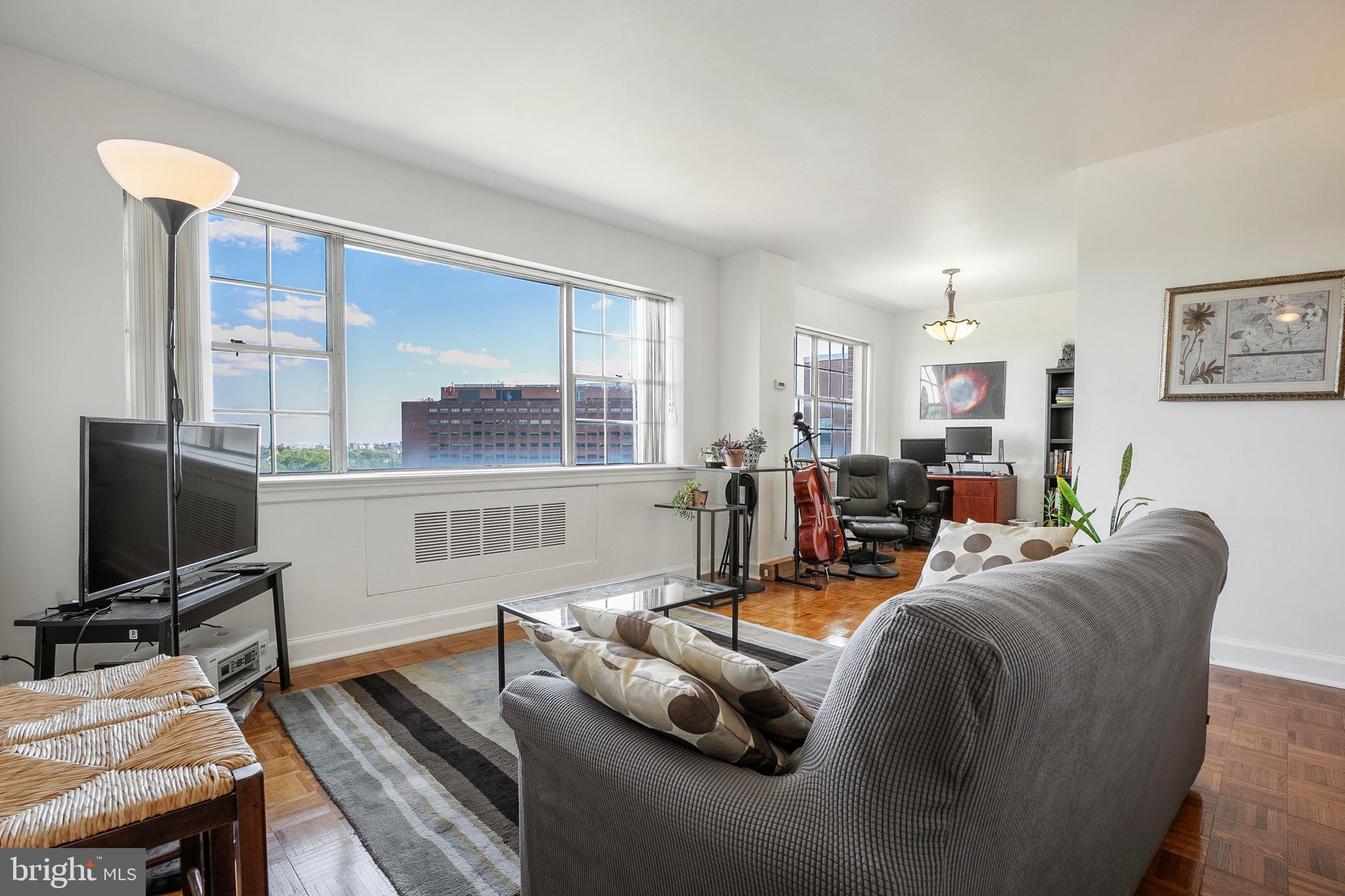3601 Greenway #908