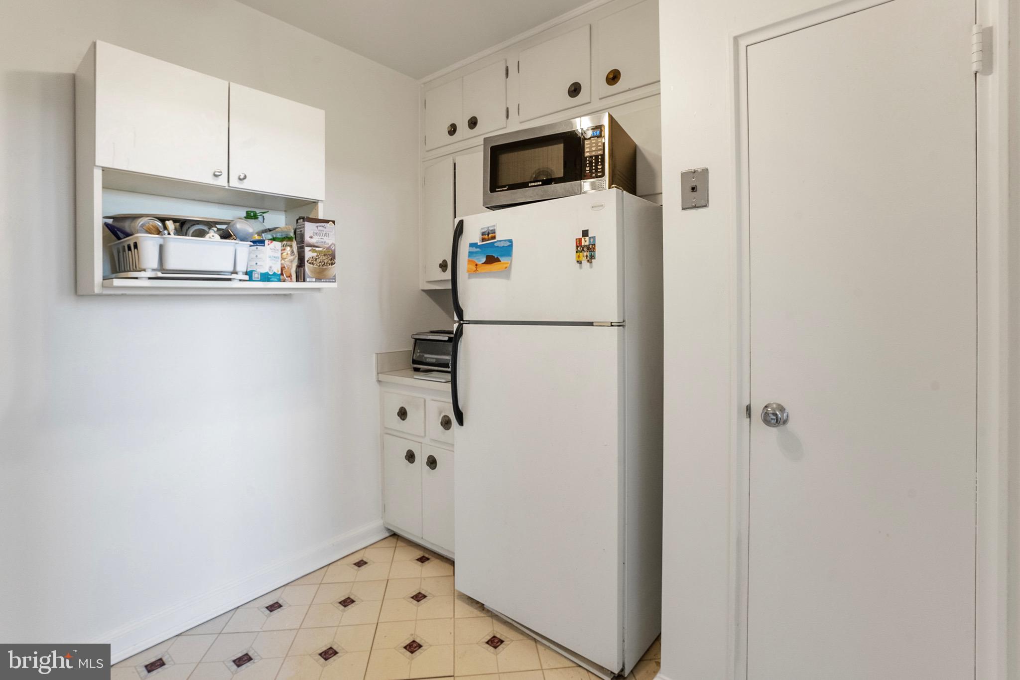 3601 Greenway #908