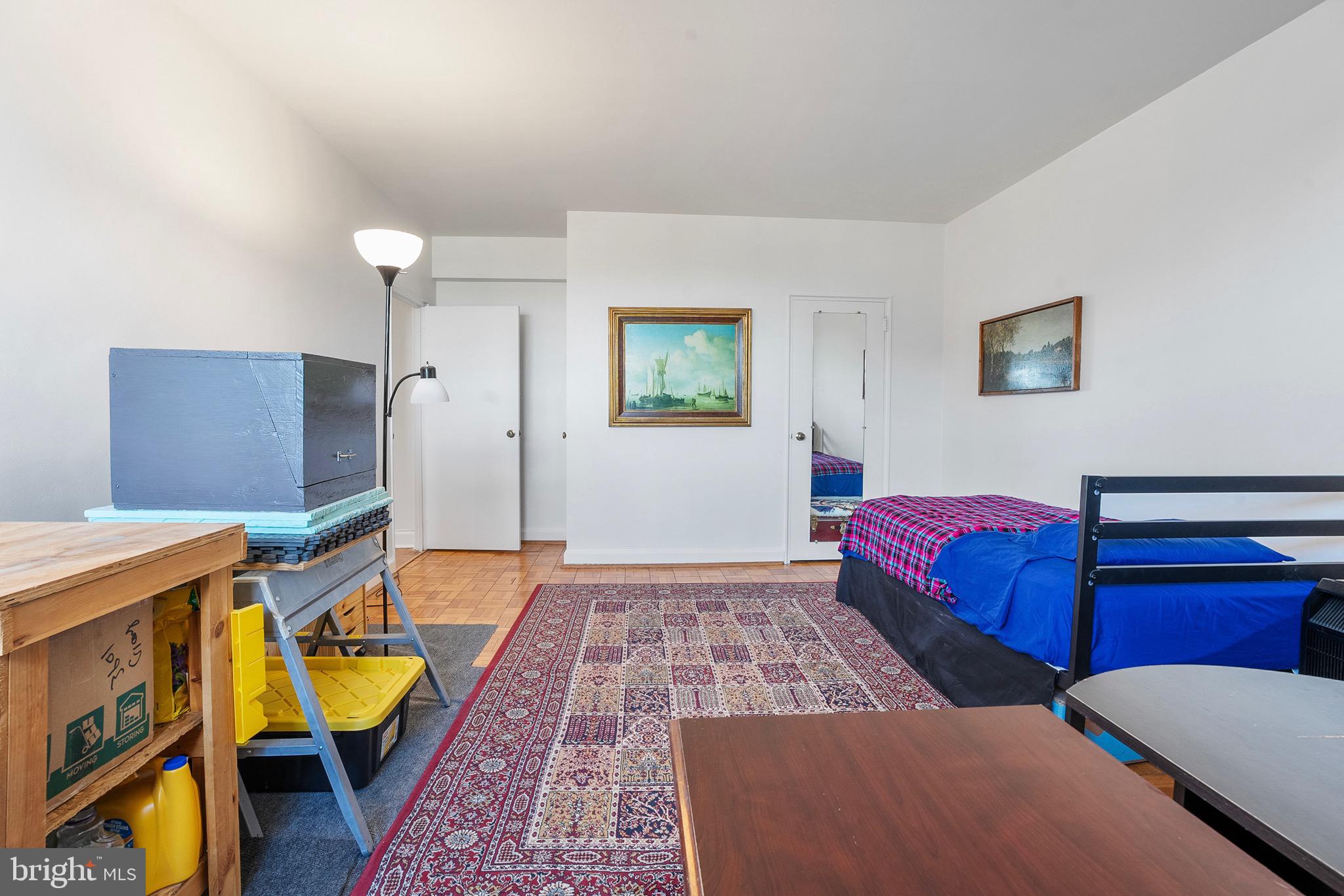 3601 Greenway #908