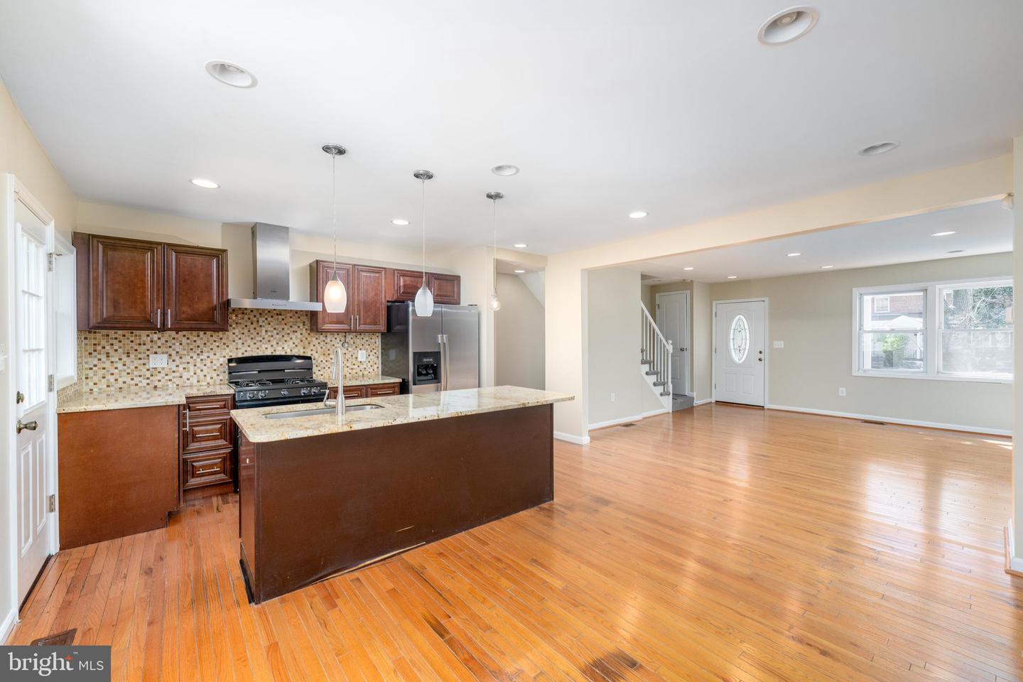 1518 Stonewood Rd