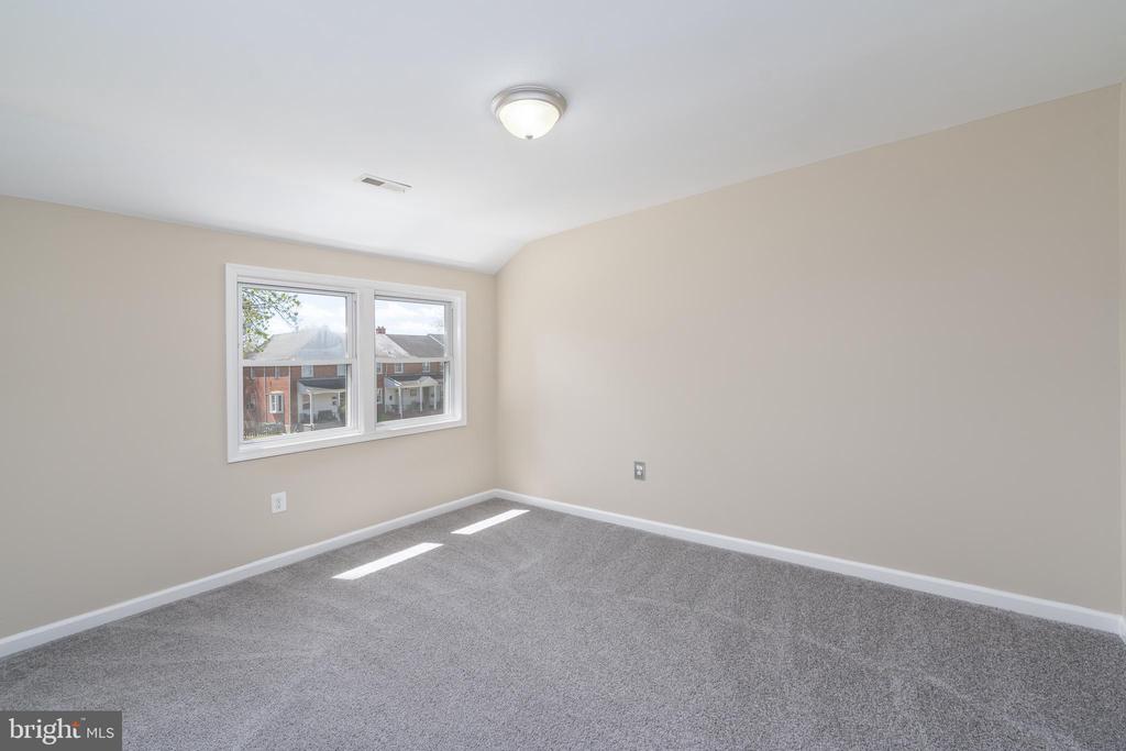 1518 Stonewood Rd