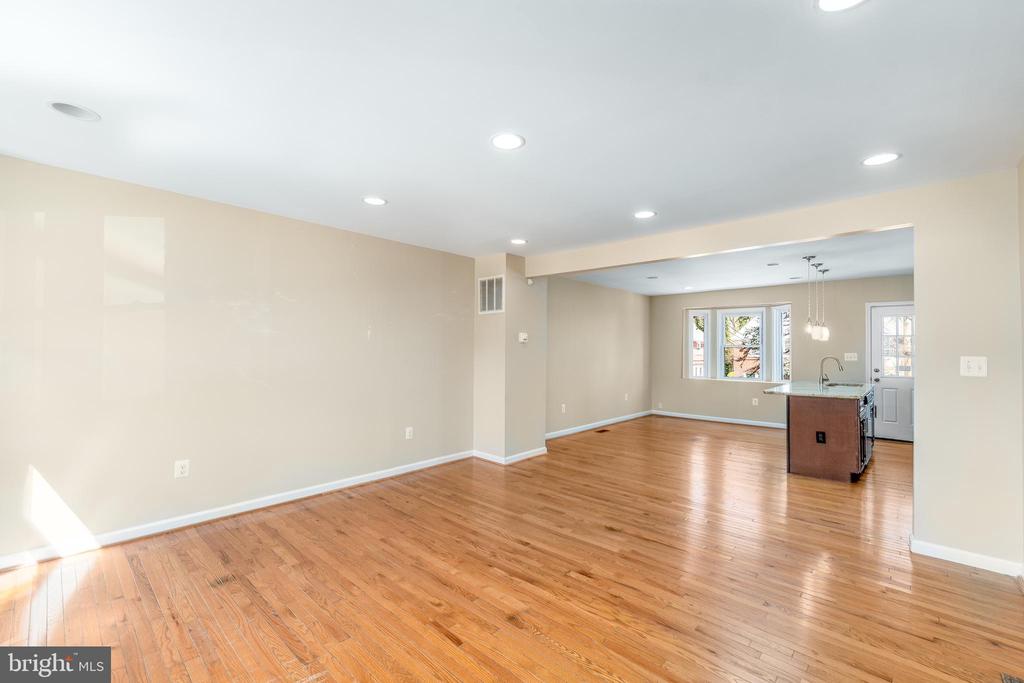 1518 Stonewood Rd
