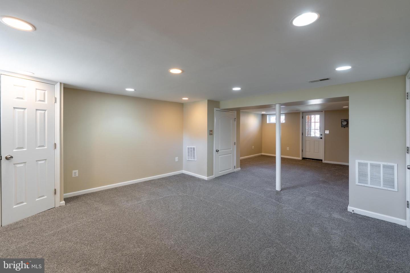 1518 Stonewood Rd