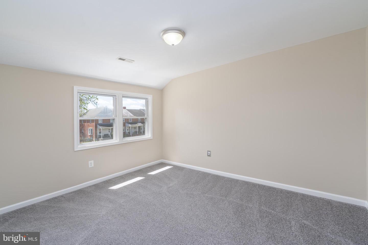 1518 Stonewood Rd