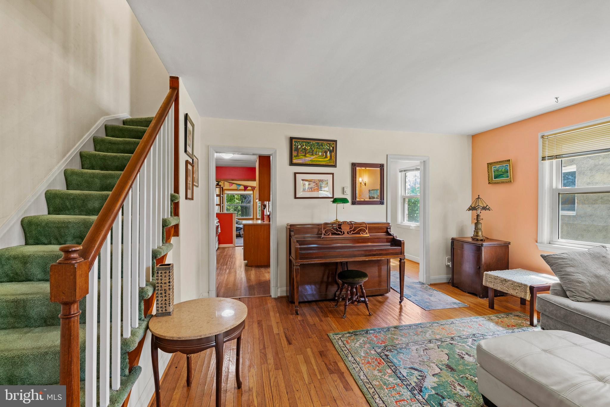 5937 Benton Heights Ave