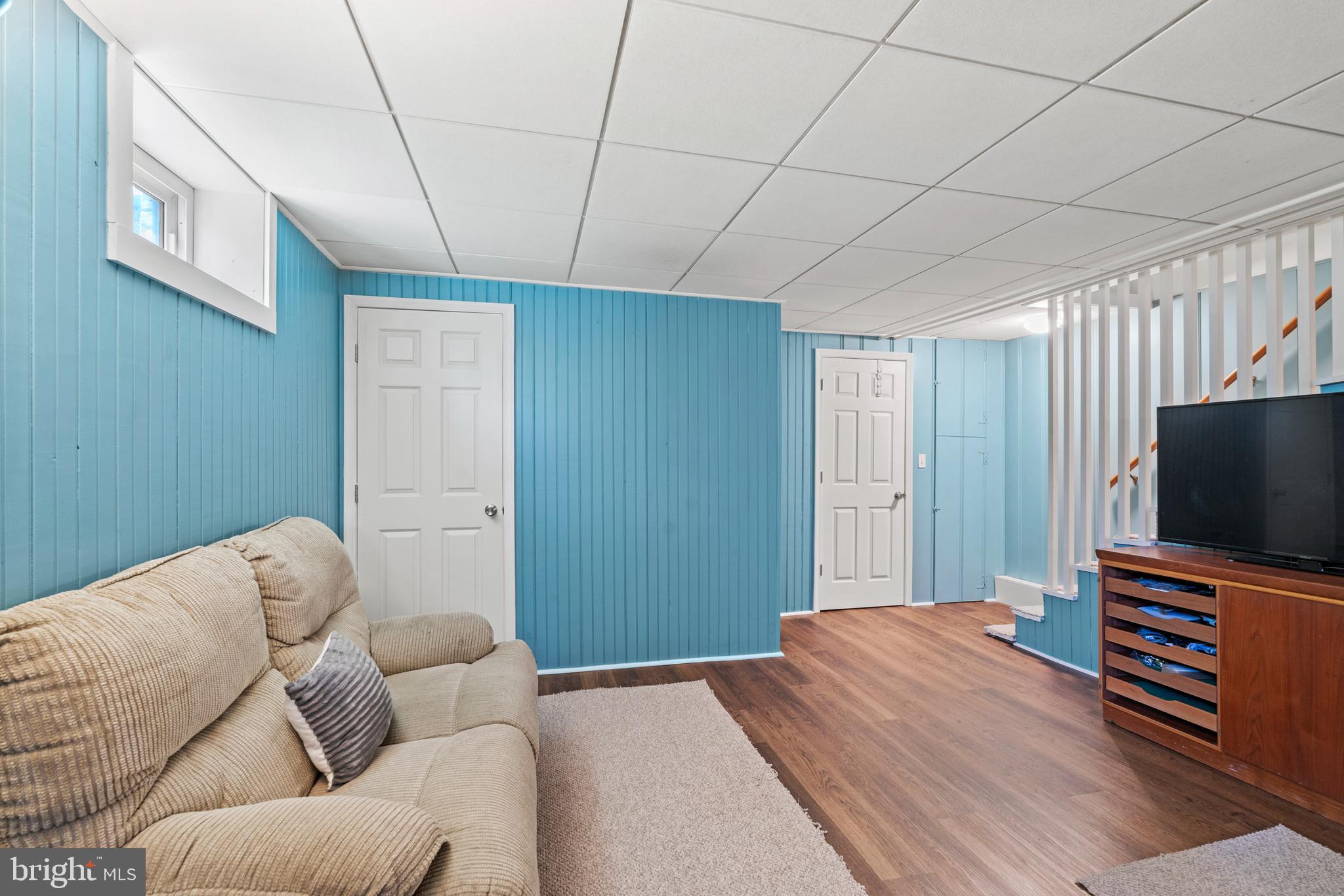 5937 Benton Heights Ave