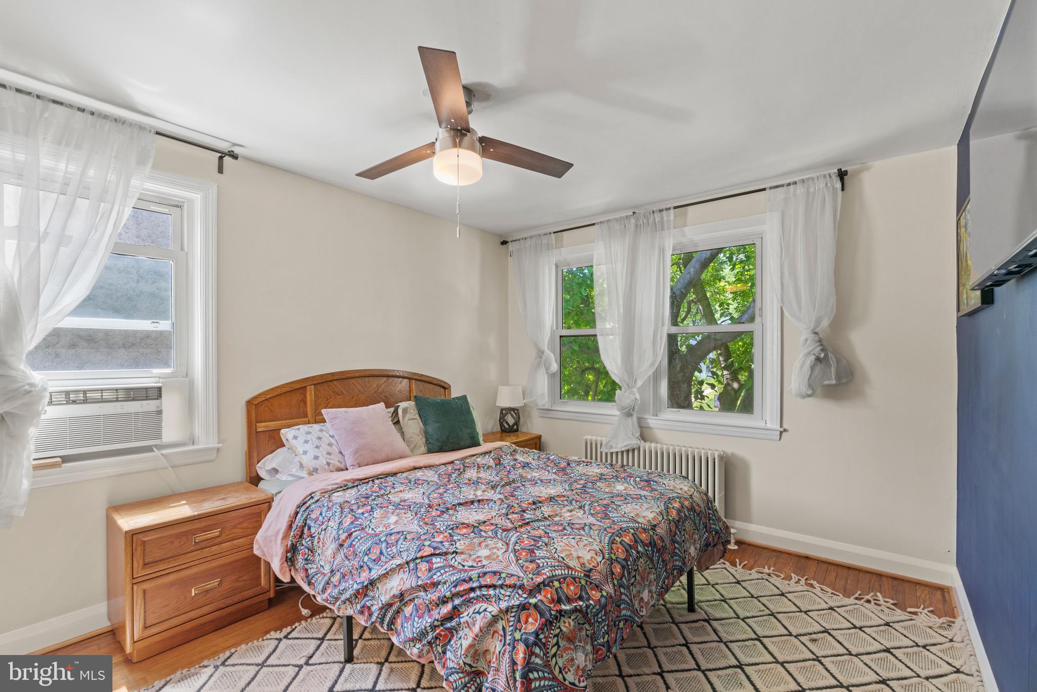 5937 Benton Heights Ave