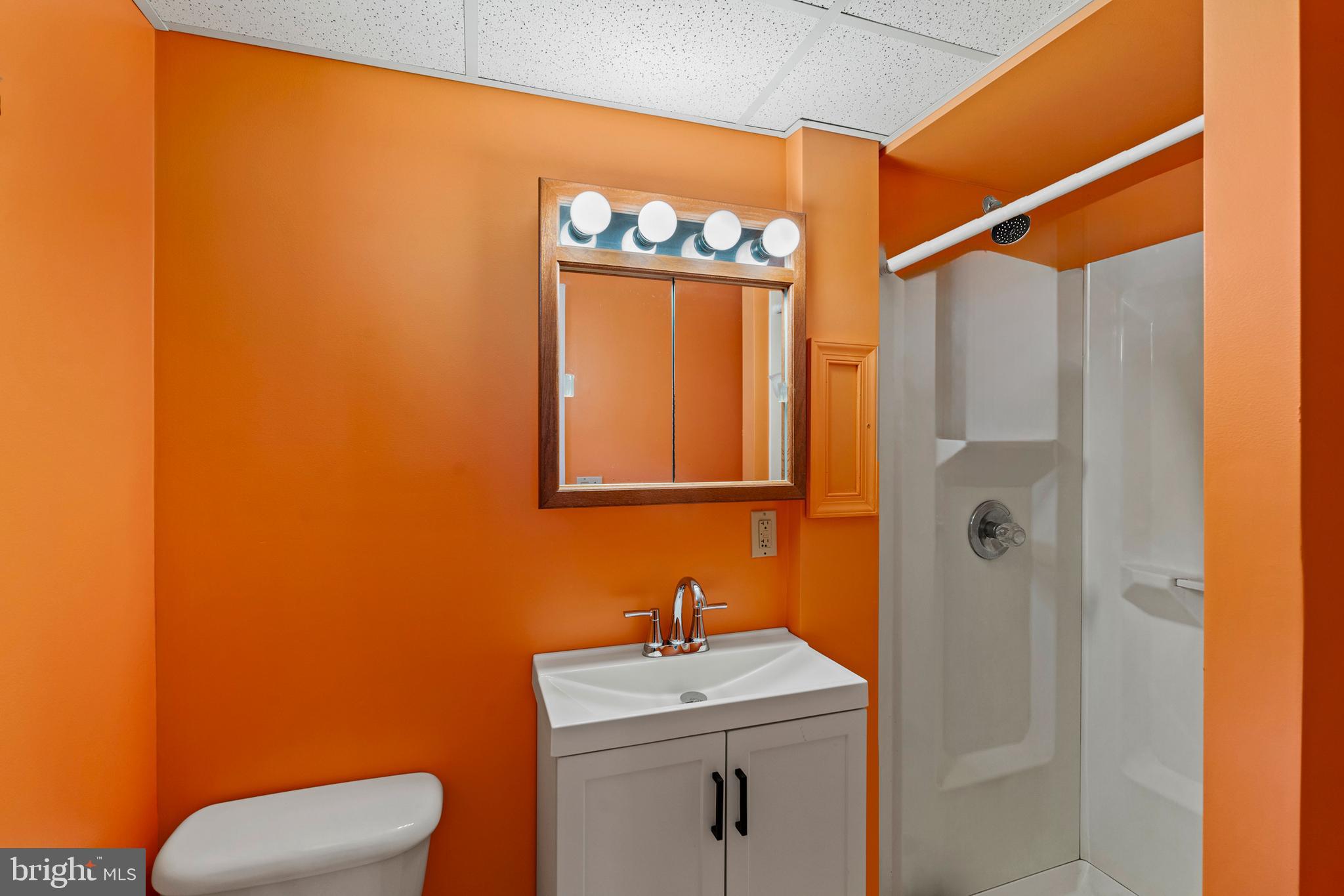 5937 Benton Heights Ave