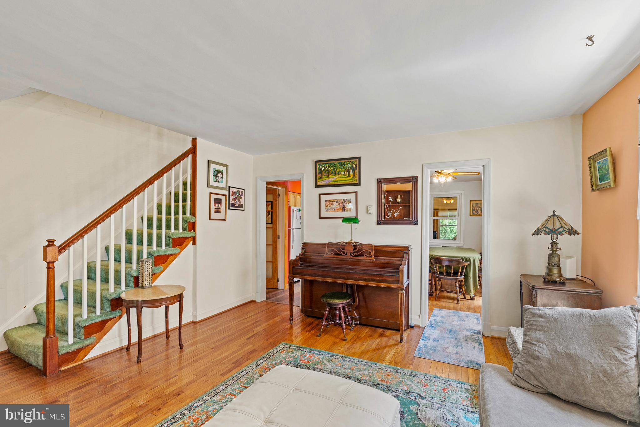 5937 Benton Heights Ave