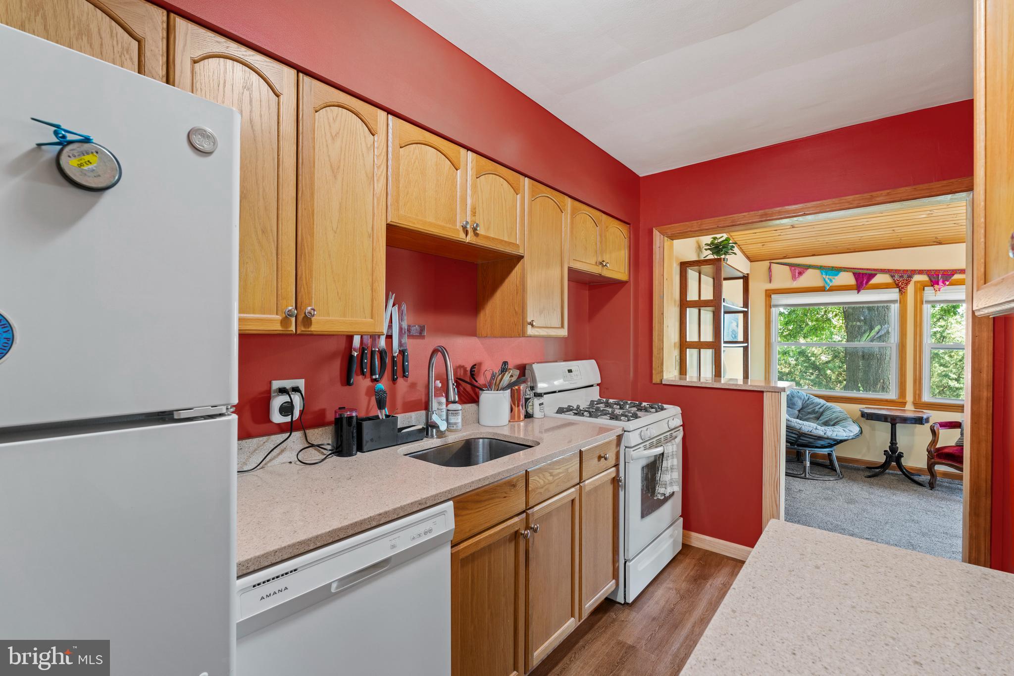 5937 Benton Heights Ave