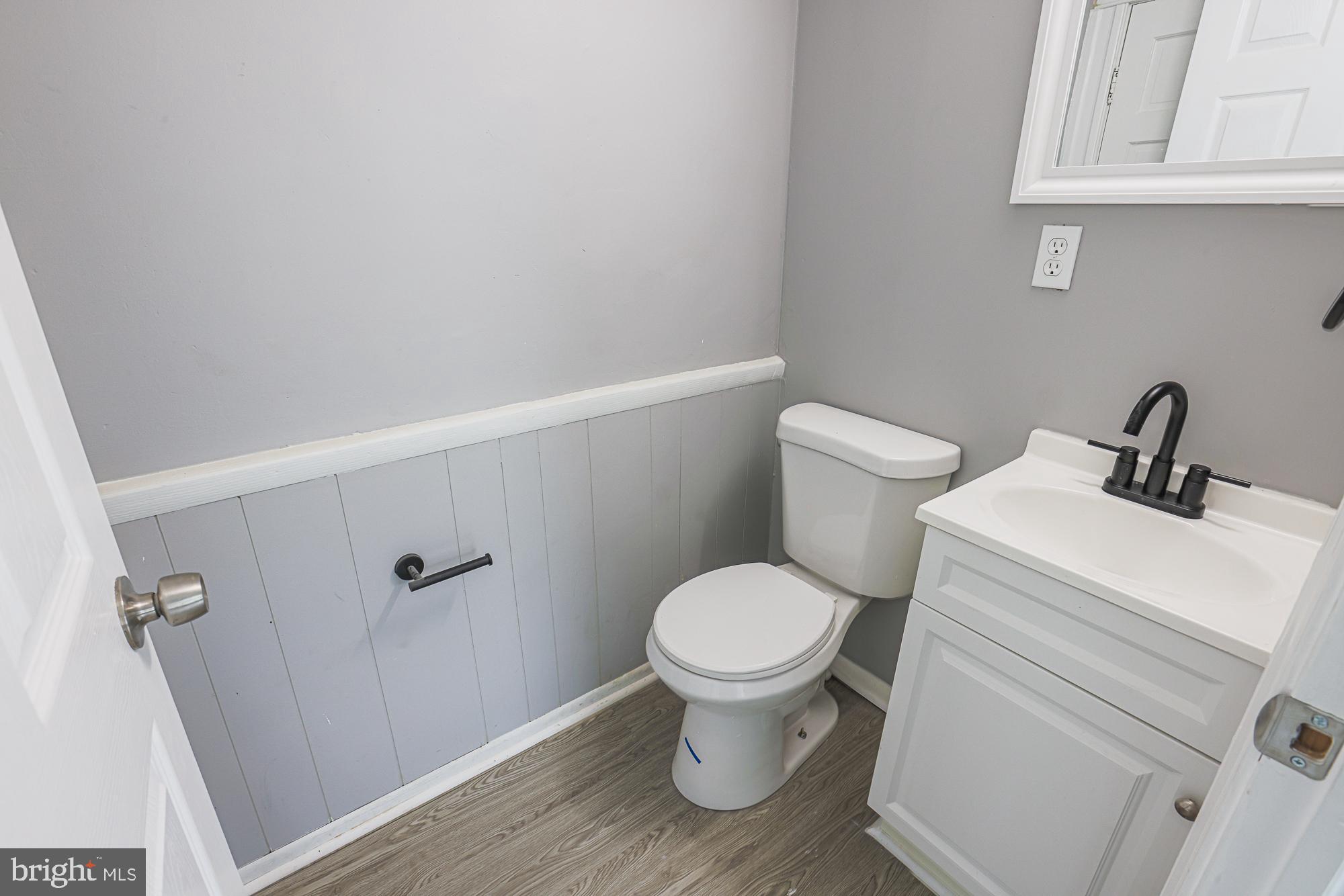 516 WOODBOURNE AVENUE