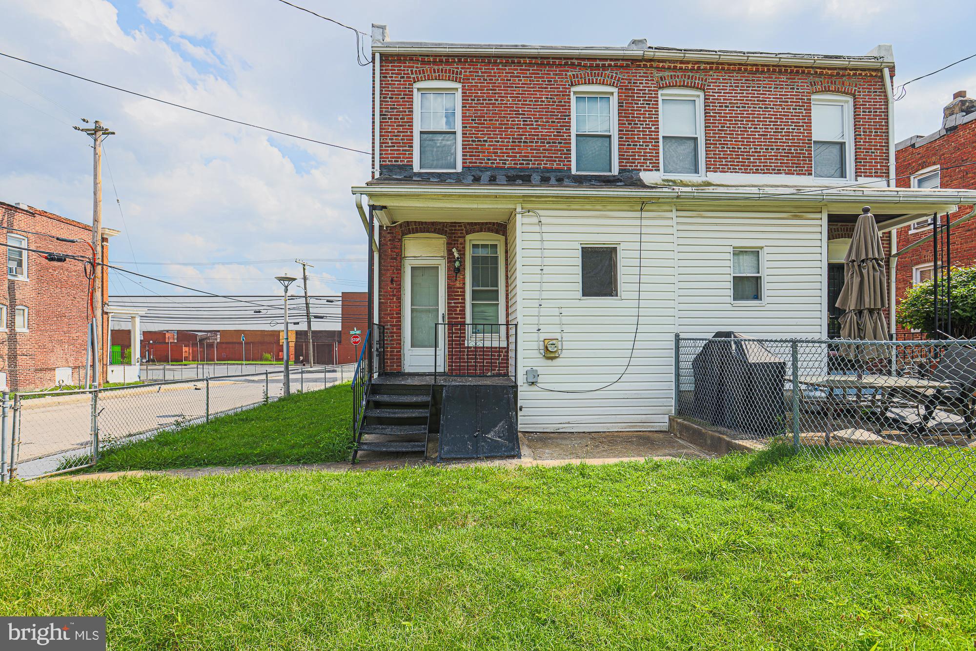 516 WOODBOURNE AVENUE