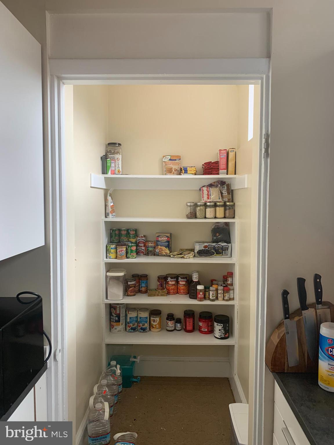 2212 MARYLAND AVENUE