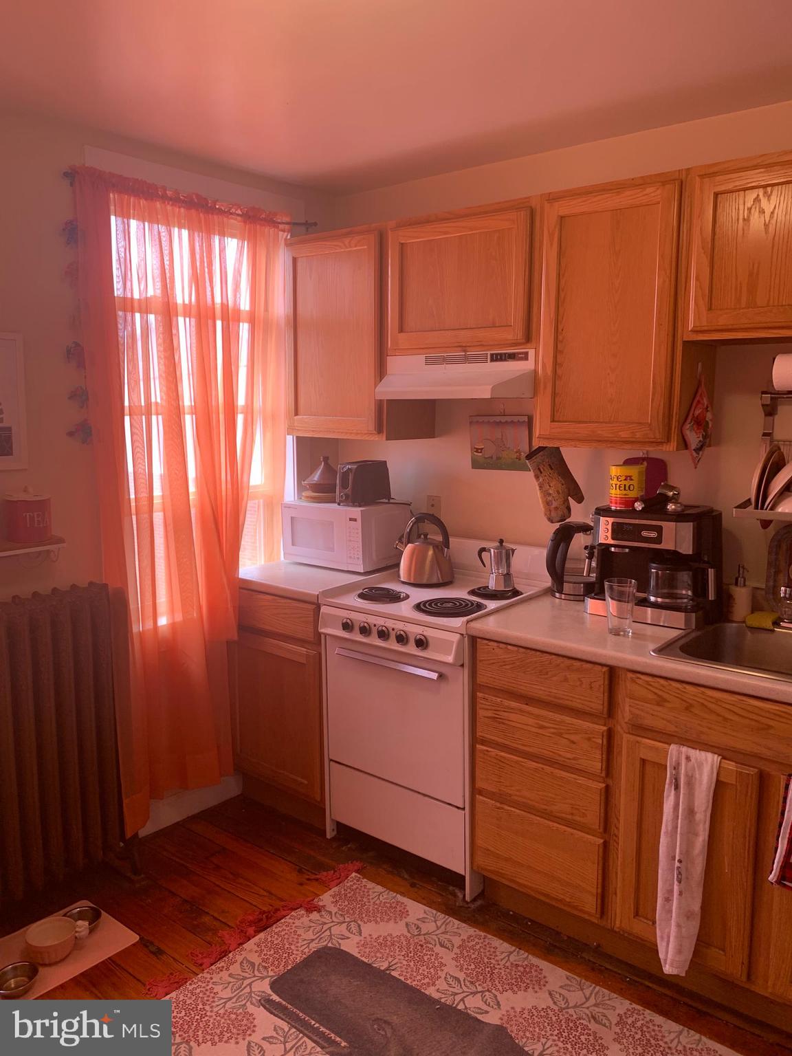 2212 MARYLAND AVENUE