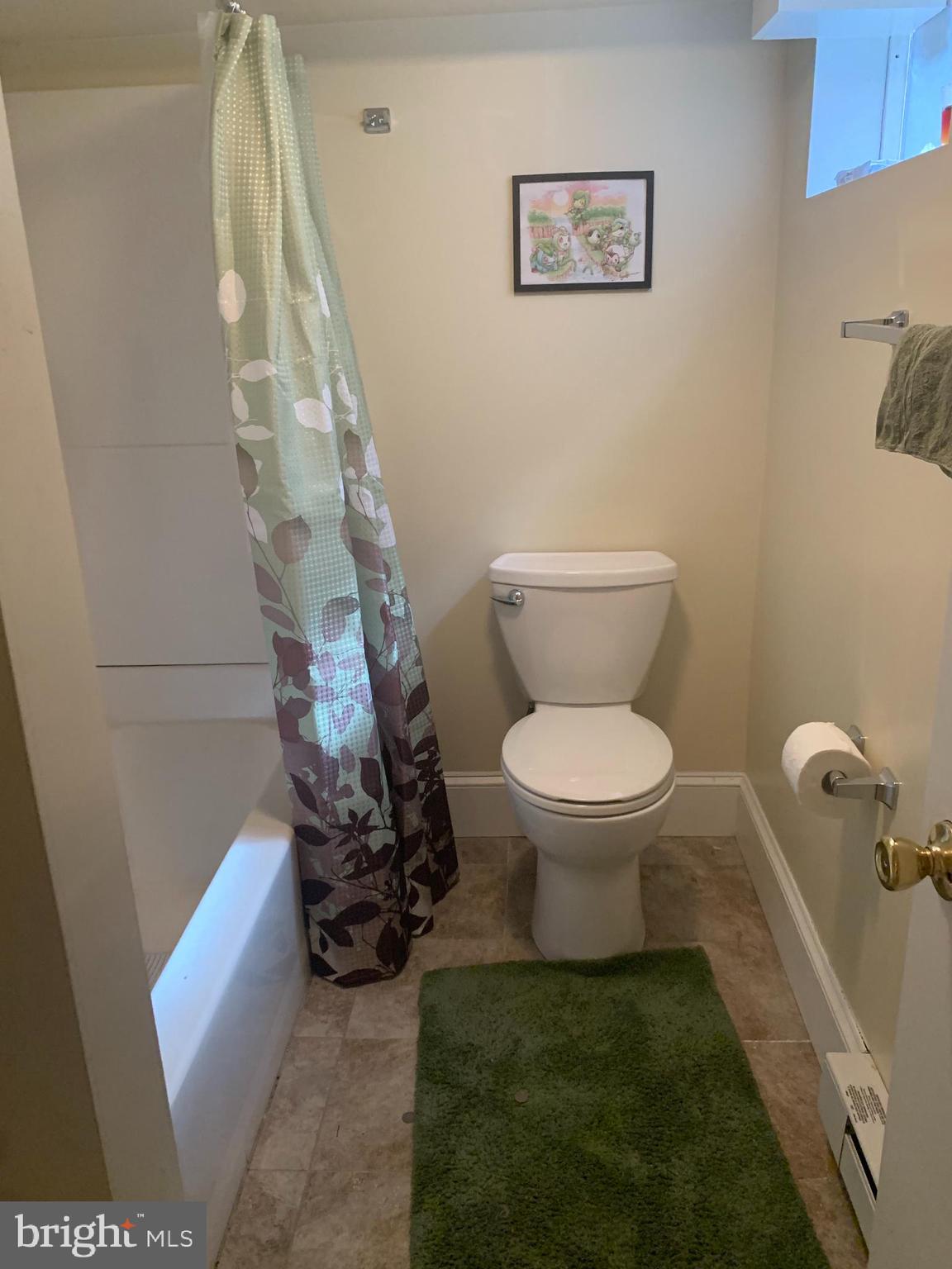 2212 MARYLAND AVENUE