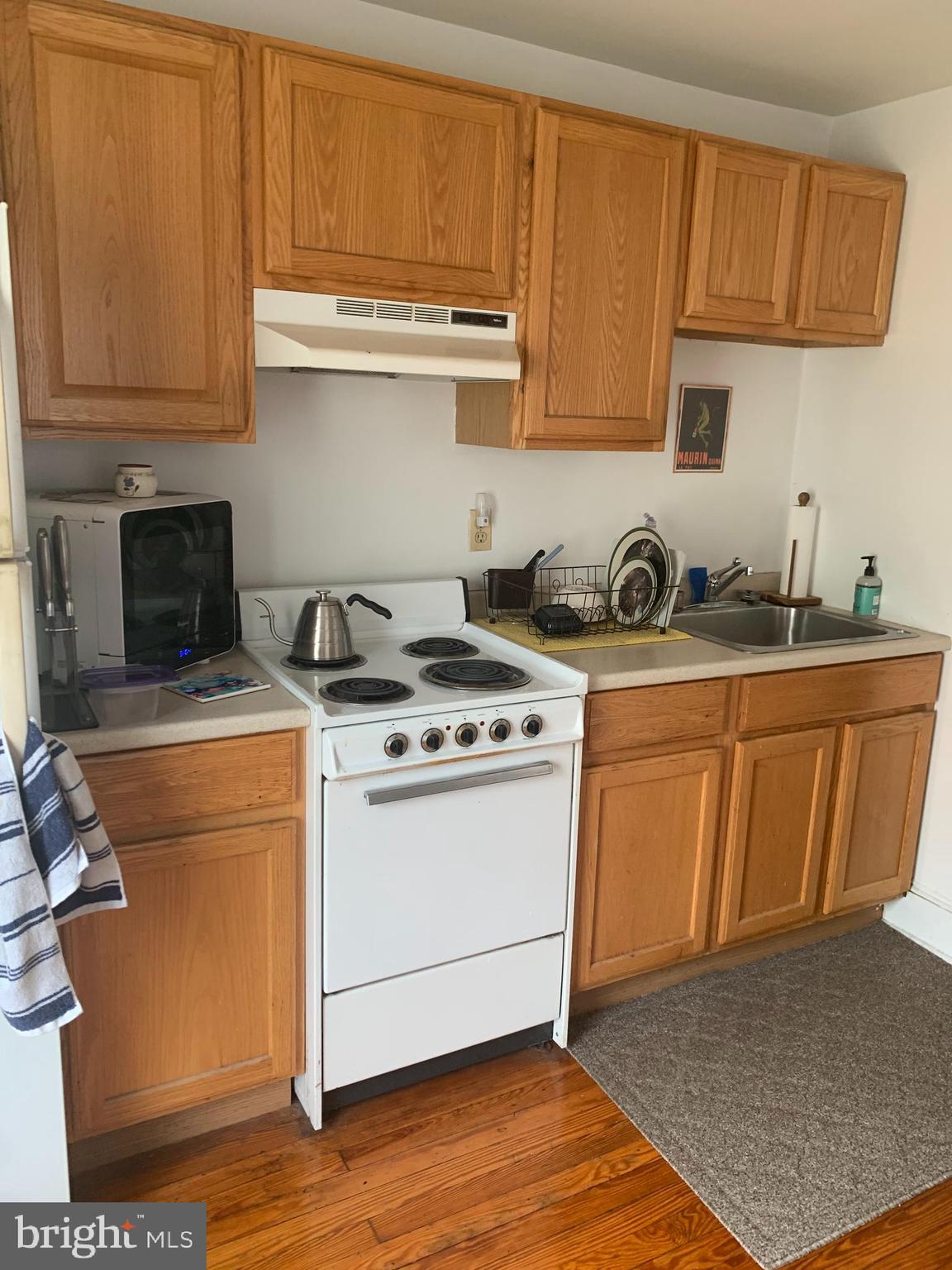 2212 MARYLAND AVENUE