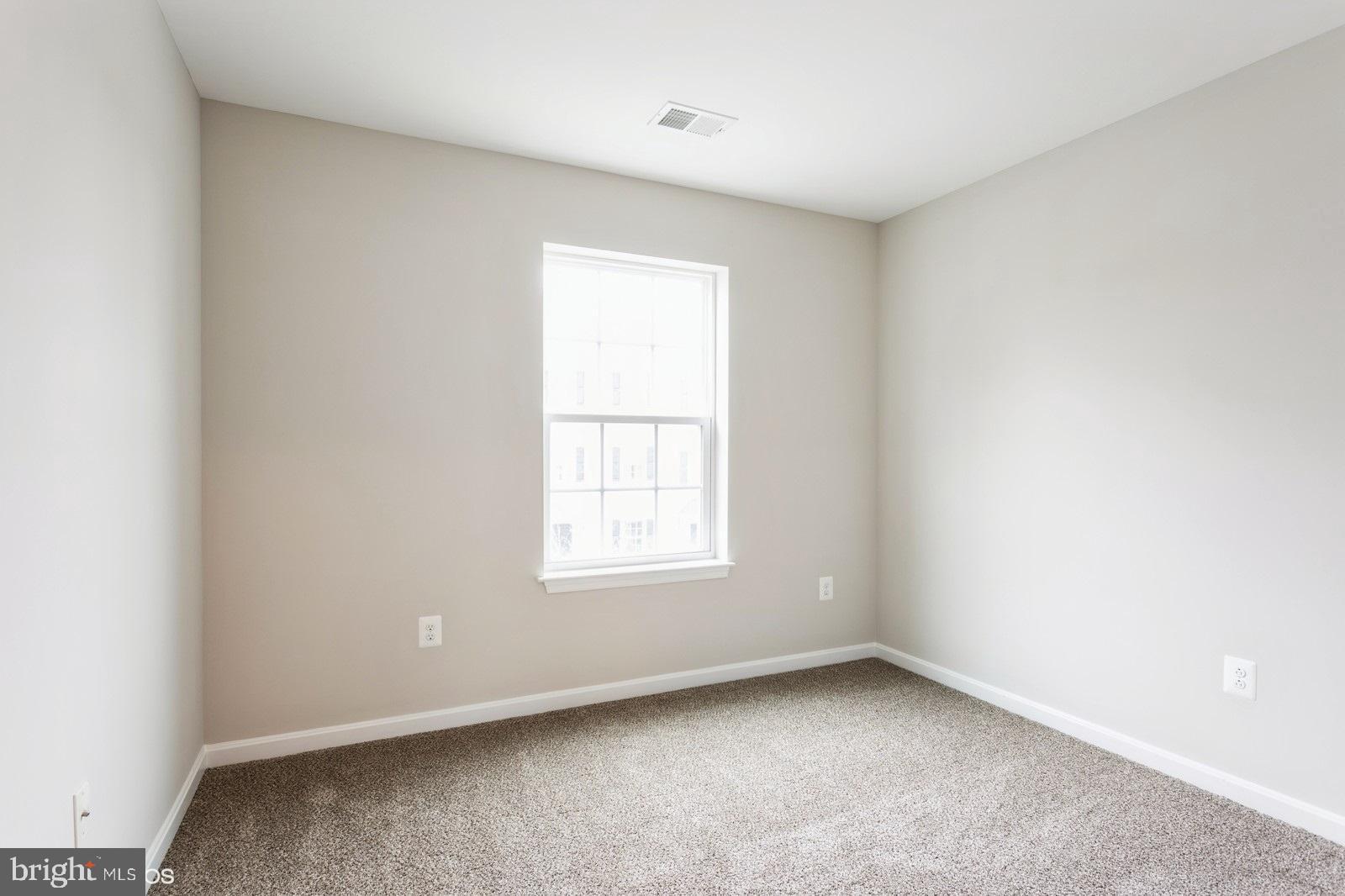 1616 Renaissance Dr