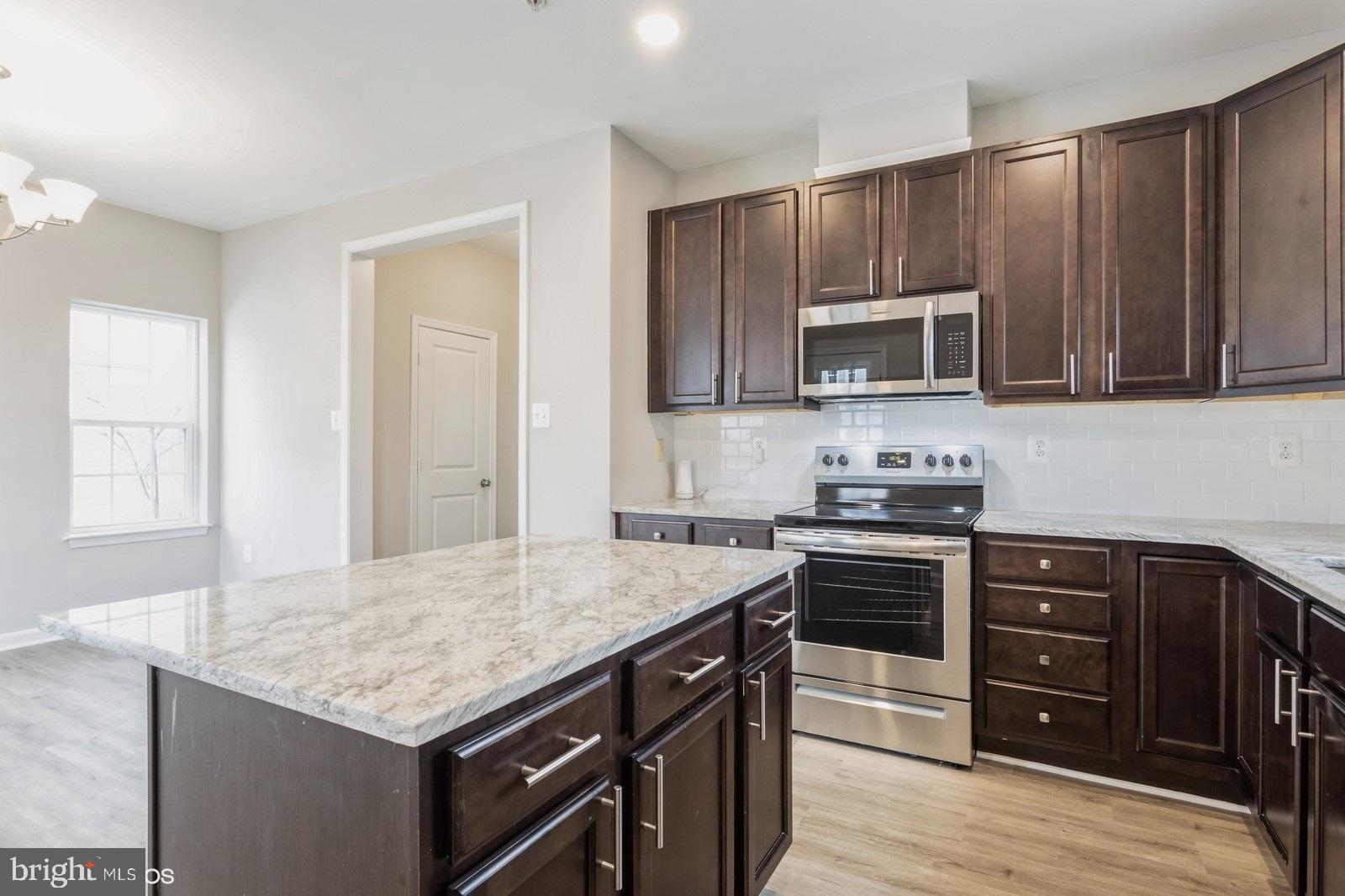 1616 Renaissance Dr