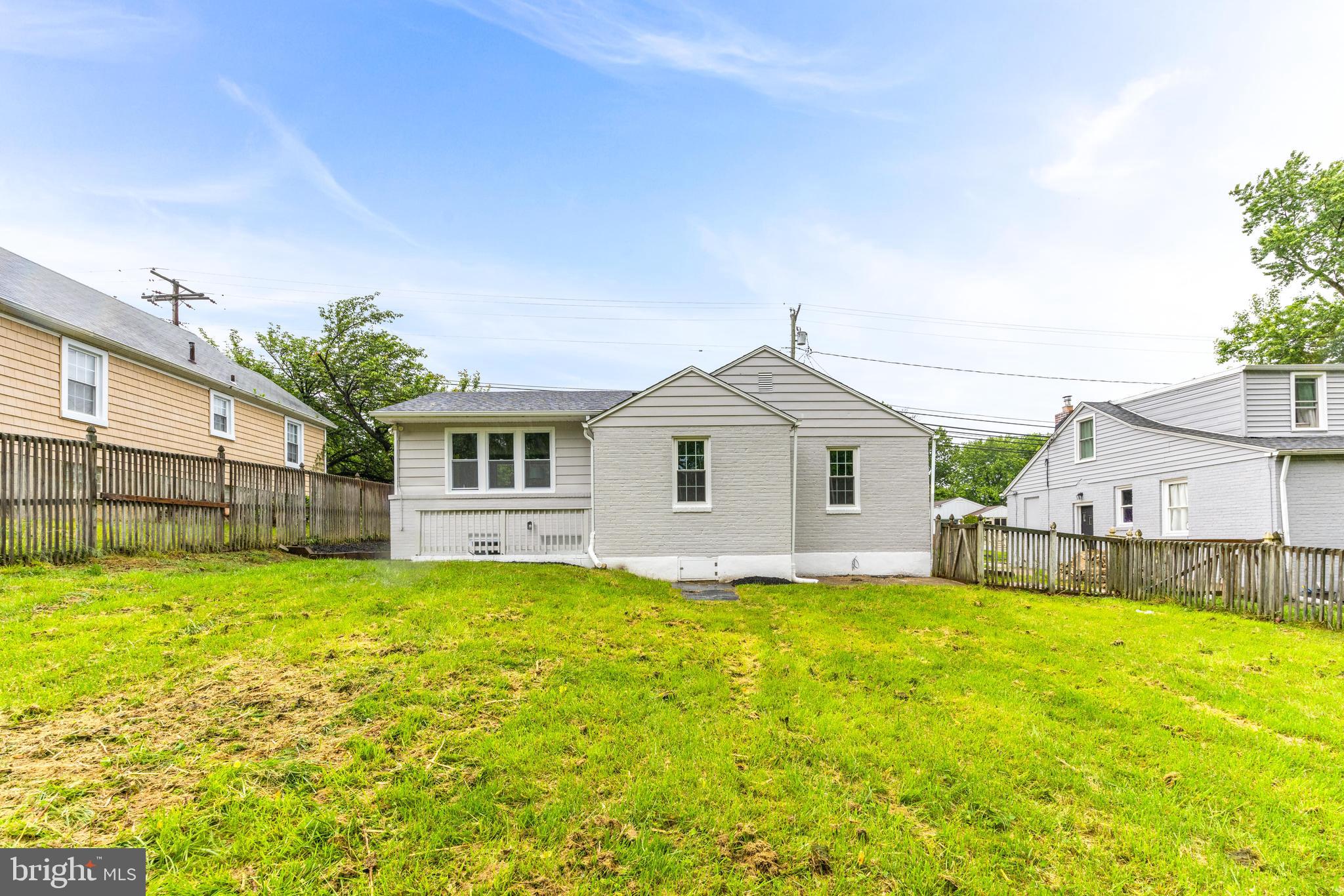 2003 Taylor Ave
