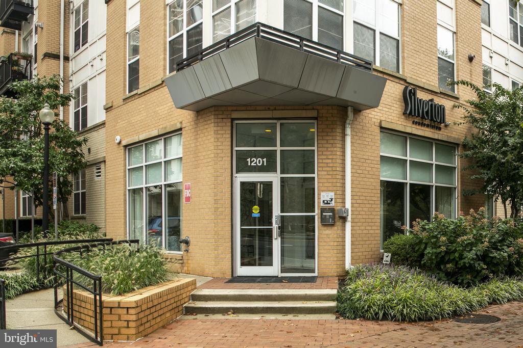 1201 East West Hwy #312
