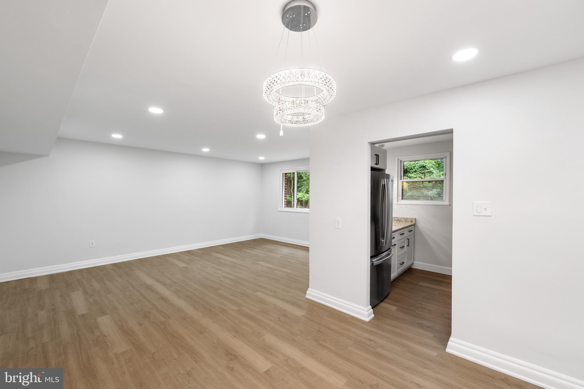 3837 HAMILTON STREET J-102